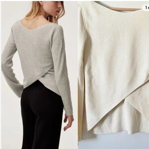 *BEIGE Babaton kitano sweater